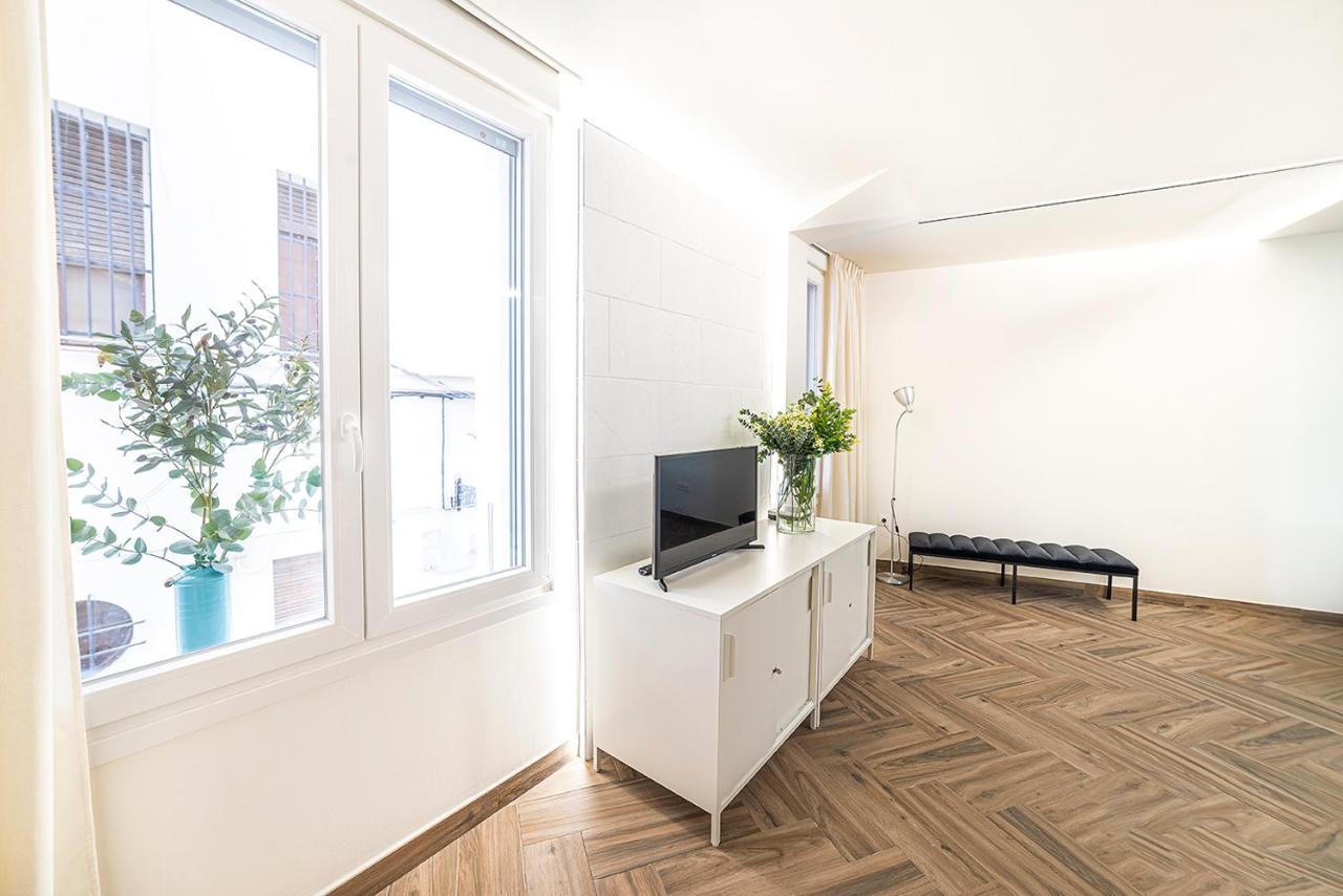 Appartement Magdalena Plaza à Séville Extérieur photo